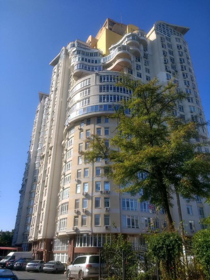 Французький Бульвар 22, Клиника Филатова, Университет Odessa Ngoại thất bức ảnh